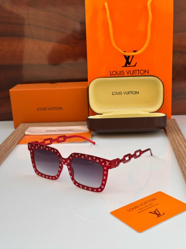 LOUIS VUITTON WOMEN SUNGLASSES - Image 4