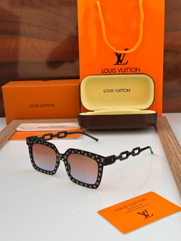 LOUIS VUITTON WOMEN SUNGLASSES